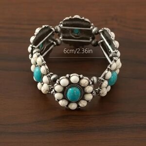 NEW! Vintage -Style Boho Bracelet